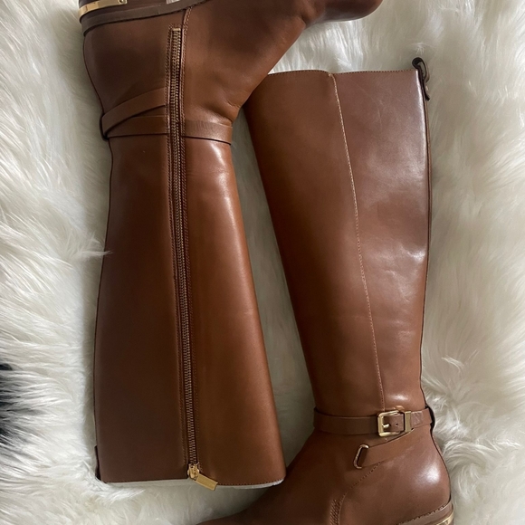 Tall Boots - Picture 5 of 6